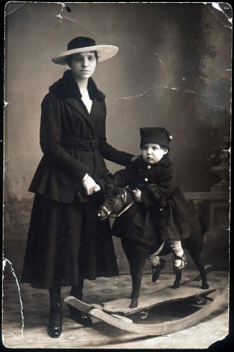 Mathilde Nehama et son fils Albert